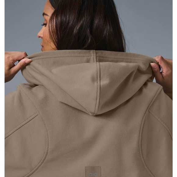 Alo Sweet Escape Zip Up
Hoodie - Picture 3 of 5